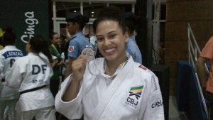 vitoria-com-medalha