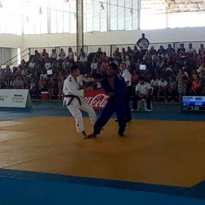 luta-jose-neto-de-azul