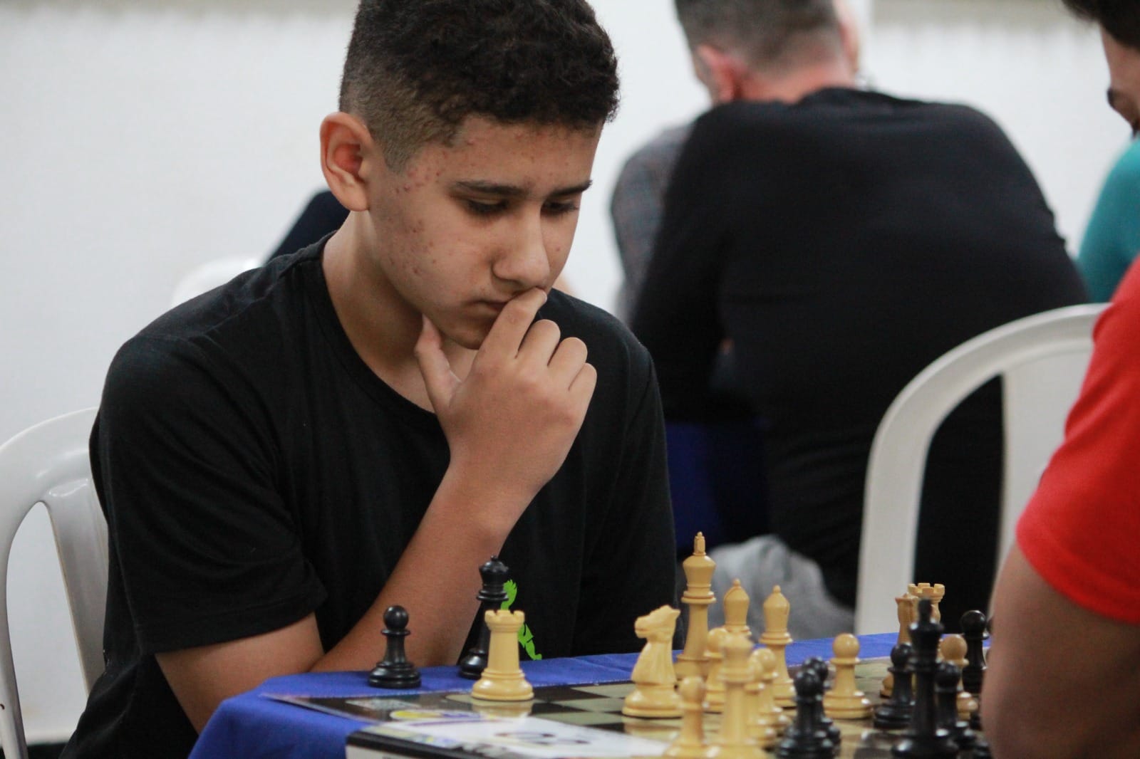 Disputas de xadrez abrem as Competições Escolares Canoenses (CECA) de 2022  – Prefeitura Municipal de Canoas