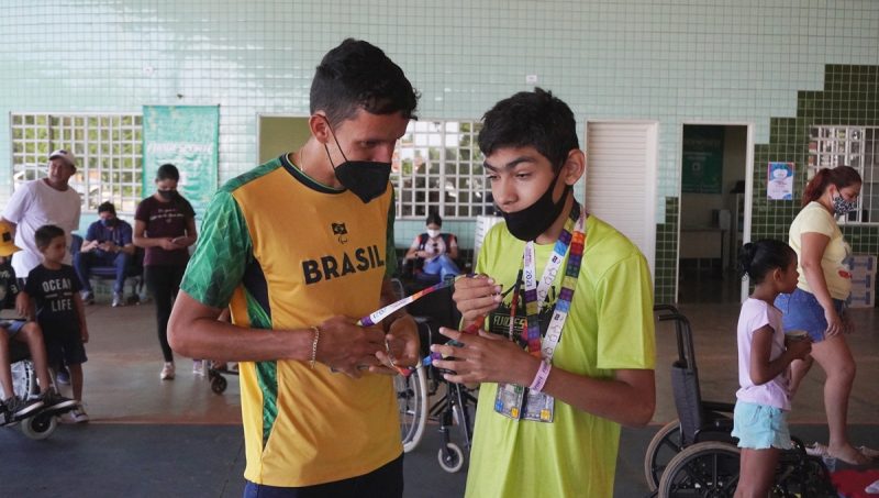 Festival apresenta esportes paralímpicos a centenas de crianças e jovens na Capital