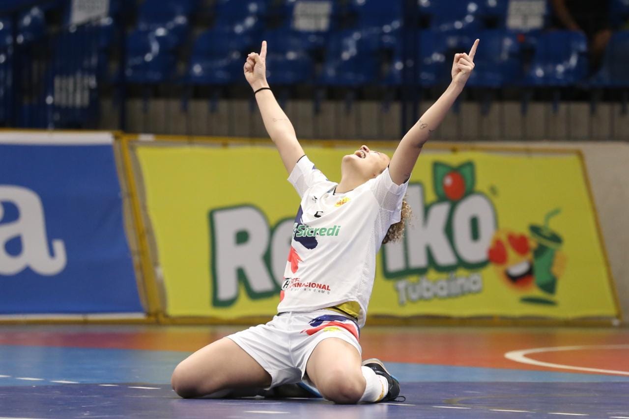 Serc/UCDB está na semifinal da Taça Brasil de Futsal; Operário/DEC é eliminado Serc/UCDB está na semifinal da Taça Brasil de Futsal; Operário/DEC é eliminado